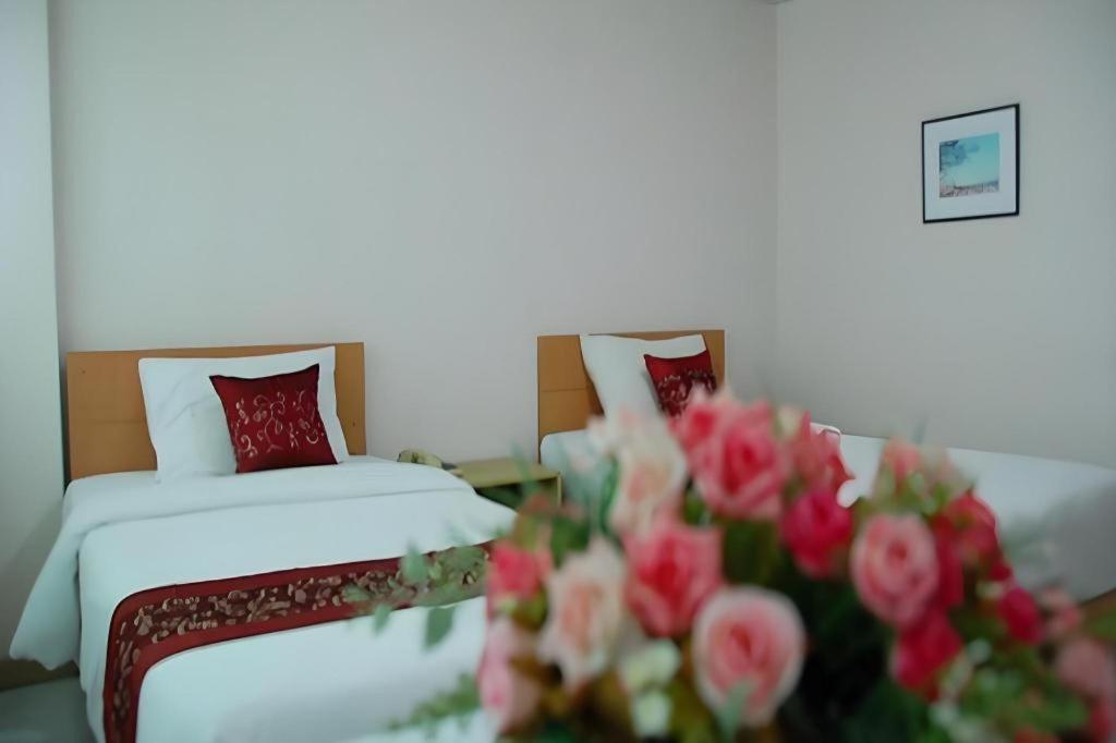 Central Place Hotel Rayong Esterno foto