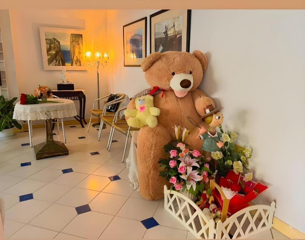 Central Place Hotel Rayong Esterno foto