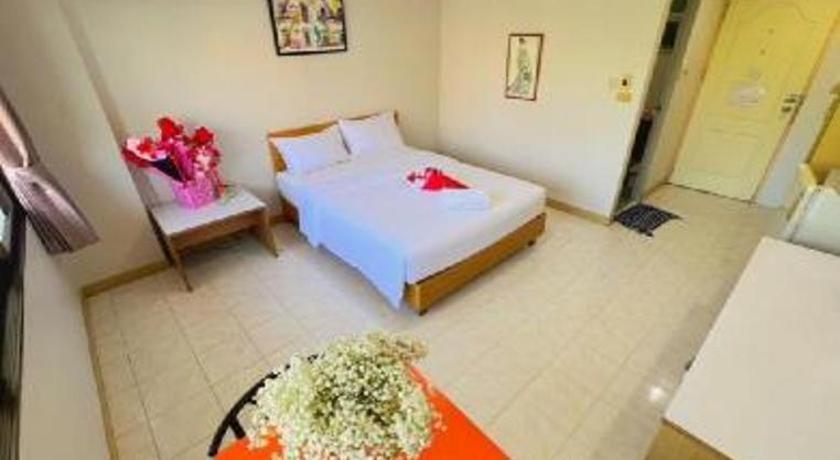 Central Place Hotel Rayong Esterno foto