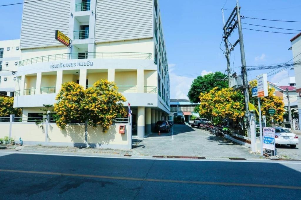Central Place Hotel Rayong Esterno foto